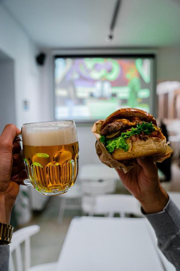 Street Food Possonium Apartman Pozsony