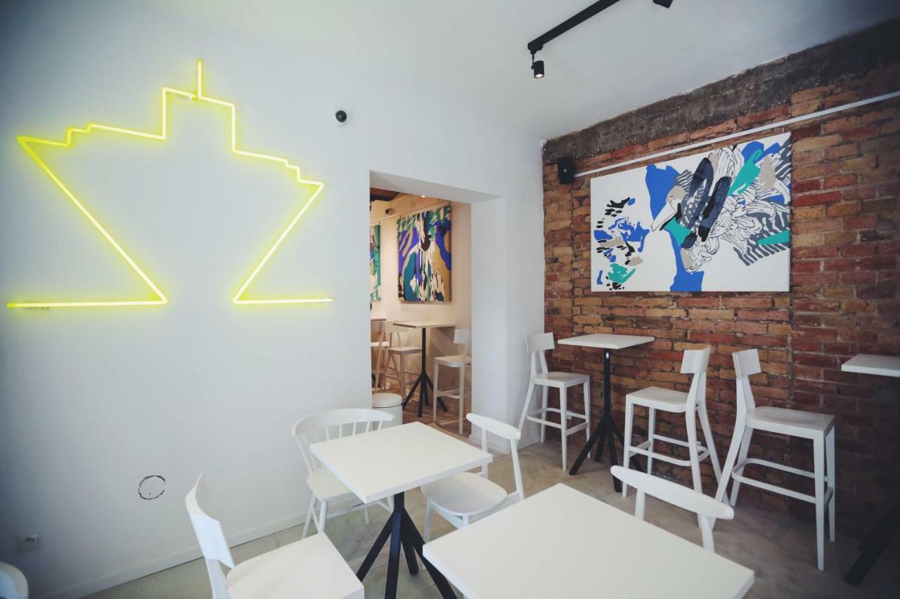 Apartman Street Food Possonium *